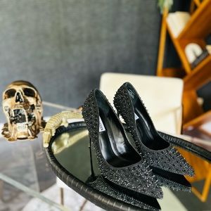 Steve Madden Spiked Stiletto Pumps. NIB.